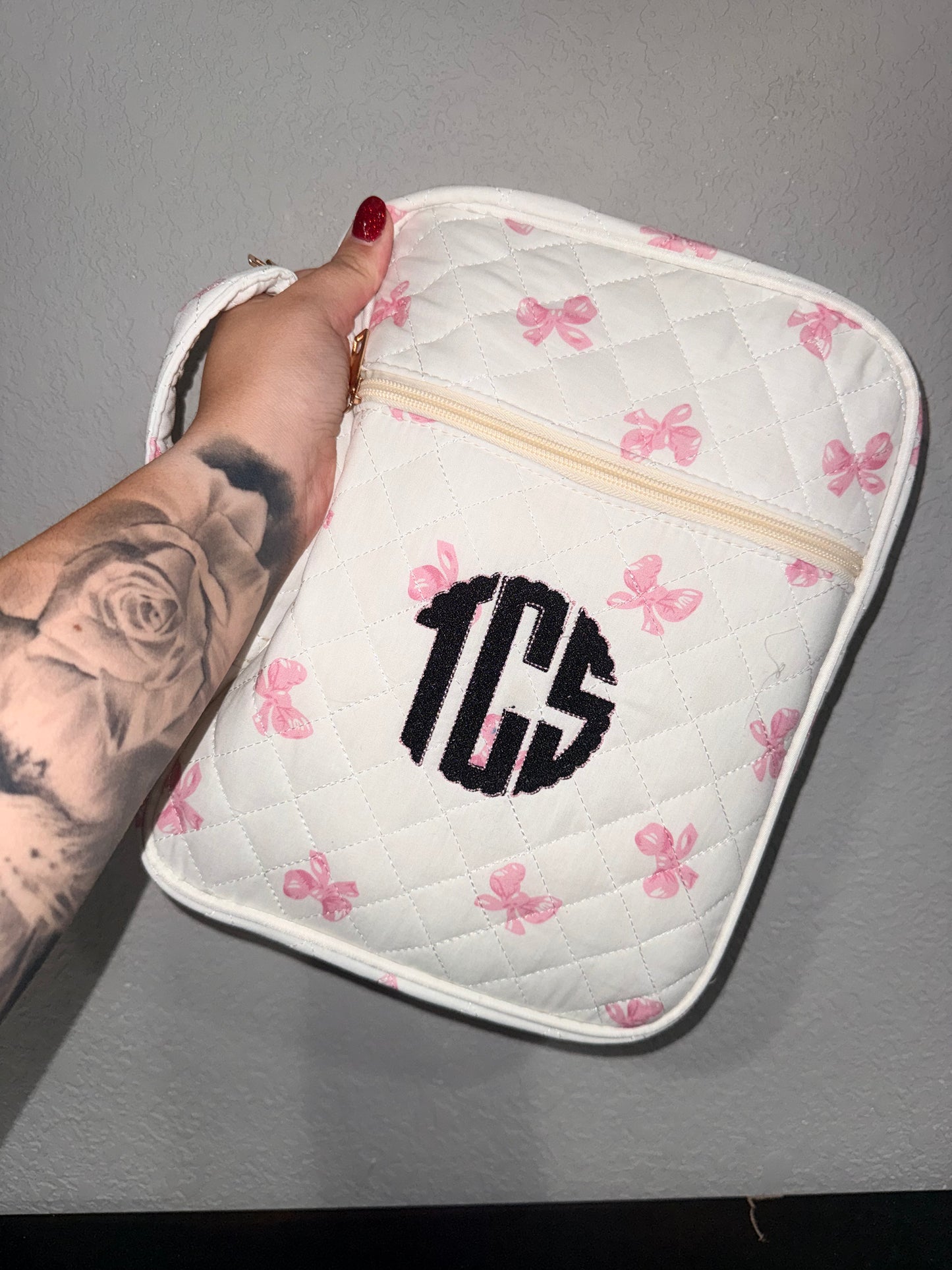 MONOGRAM BIBLE COVER - Embroidered