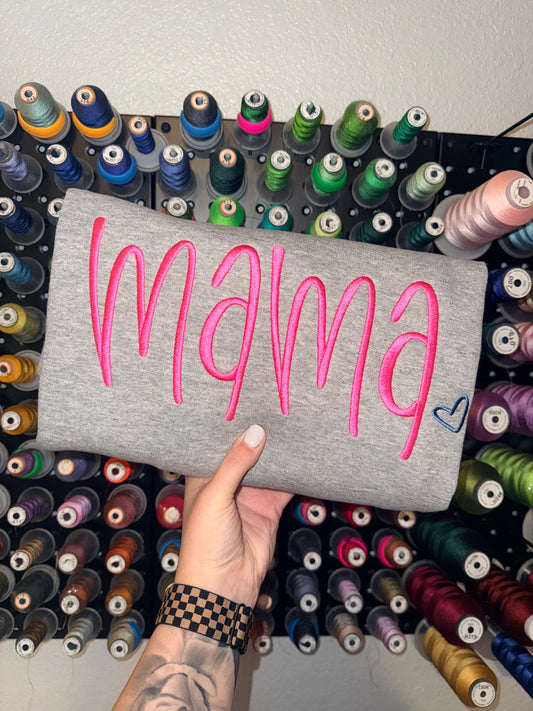 mama heart - EMBROIDERED